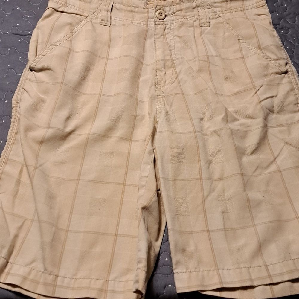 BKE flat front shorts size 32